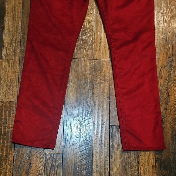 Rock & Republic Crimson Red Corduroy tight Leg Pants. Size 16M - Picture 6 of 10